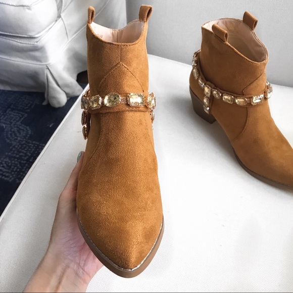 🆕 TAN FAUX SUADE GEMSTONE COWGIRL BOOTIES! - Picture 3 of 12